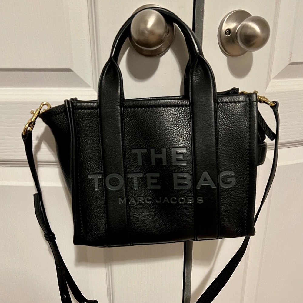 Authentic Leather Marc Jacobs Tote